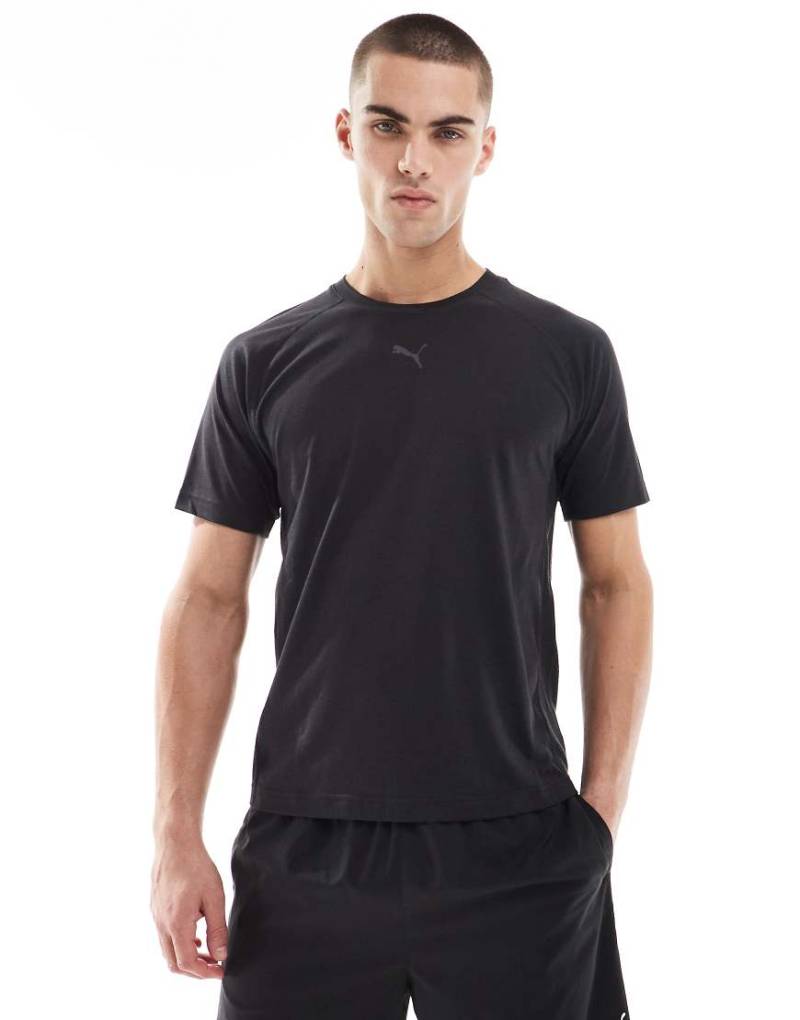 PUMA - Evolve Run - Kurzärmliges Lauf-T-Shirt in Schwarz von Puma