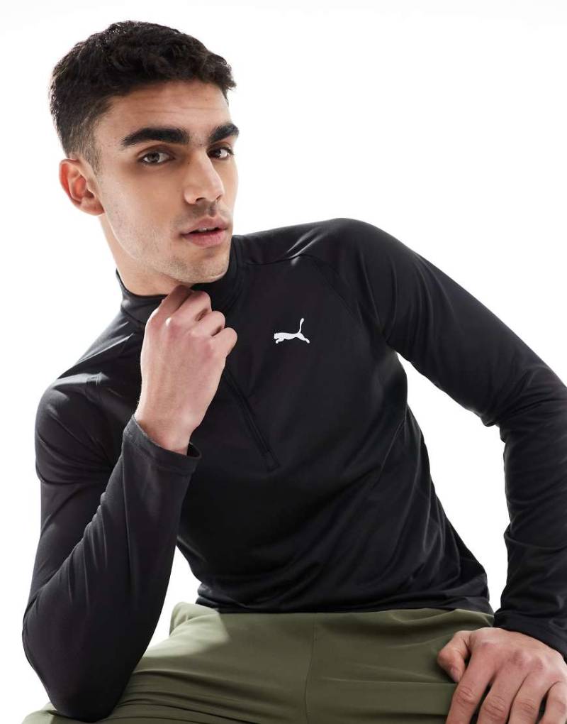 PUMA Tech - Oberteil in Schwarz mit kurzem Reißverschluss von Puma