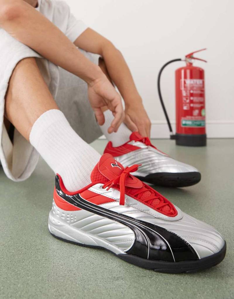 PUMA - V1PER - Sneaker in Silber & Rot von Puma