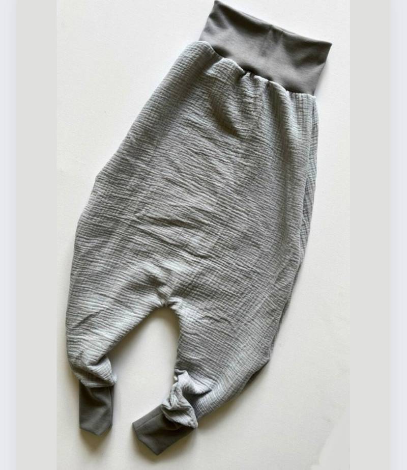Musselin Schlafsack Oder Strampelsack Aus 100% Baumwolle, Genderneutrale Kinderkleidung Für Den Sommer Hellgrau Grau von PumpelbieneShop