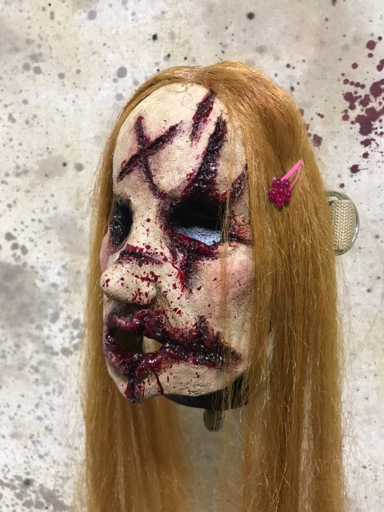 Sissy Maske Sissy Maske von PumpkinPulpInc