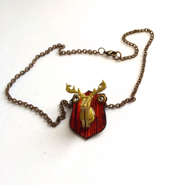 Faux Präparatoren Hirsch Halskette von PunkJunkNYC