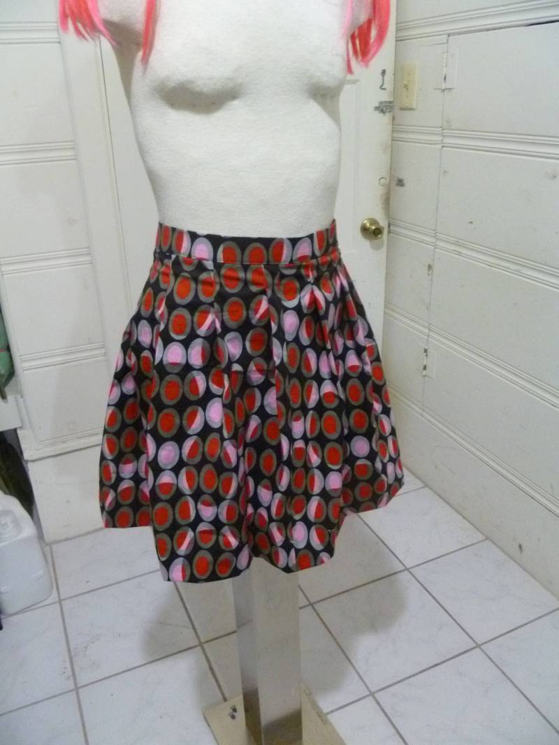 Mod-Druck Plissierte Rockabilly Retro-Rock | 31" Taille Größe 8/10/12 von PunkinsPatches