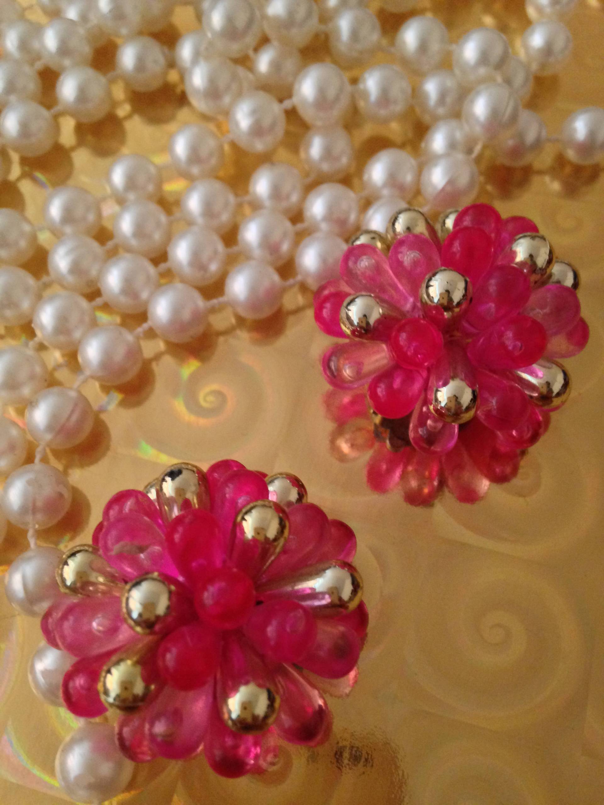 Vtg 60Er Jahre Mod Retro Pink Goldene Ohrclips von PunkorellaVintage