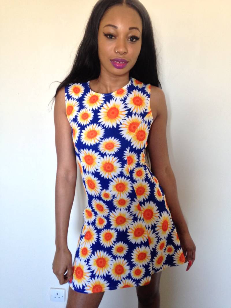 Vtg 90 Blüte Grunge Hippie Sonnenblume Minikleid S von PunkorellaVintage