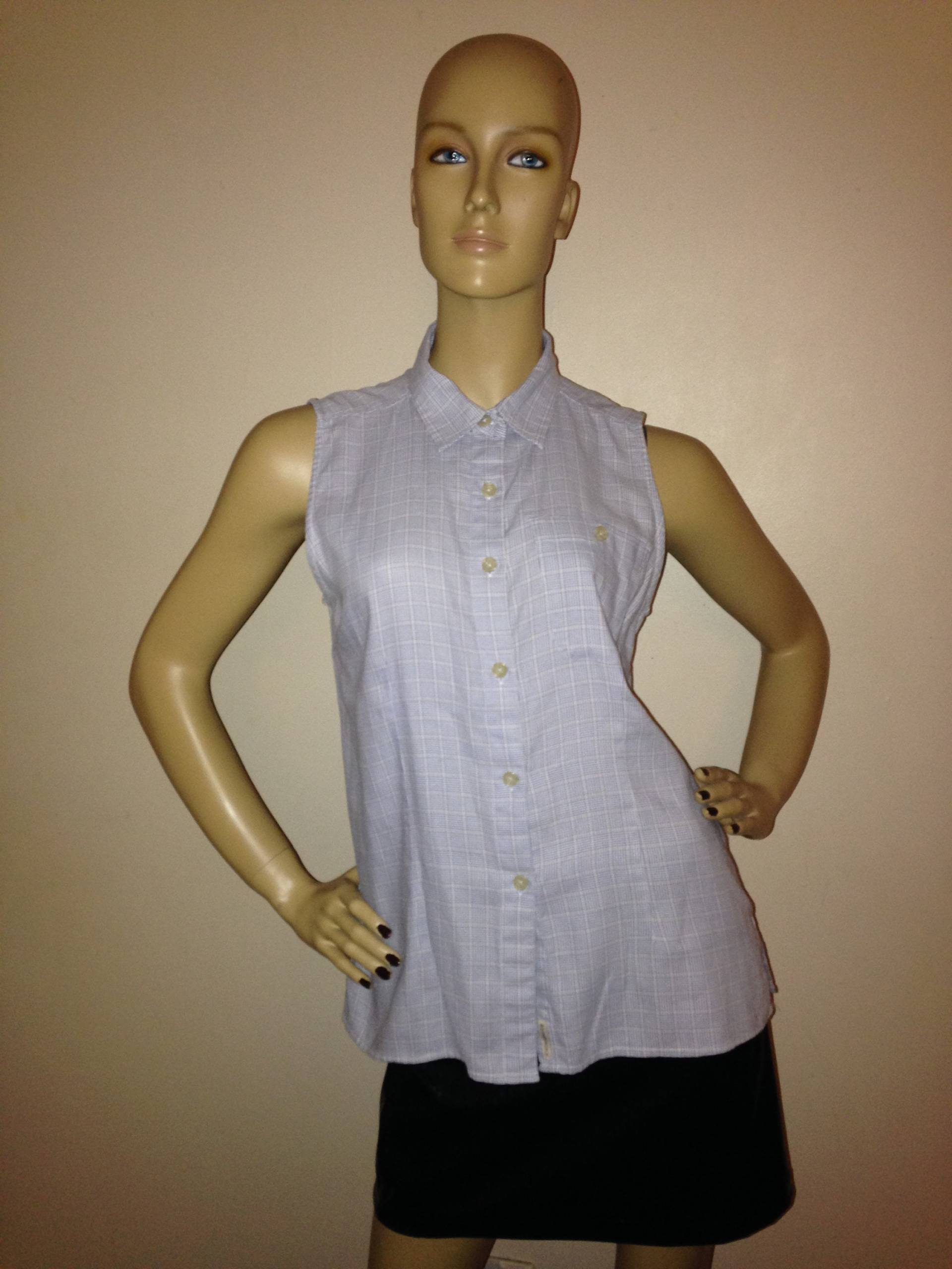 Vtg 90Er Jahre Preppy Minimalist Weiß Hellblau Kariertes Hemd M von PunkorellaVintage