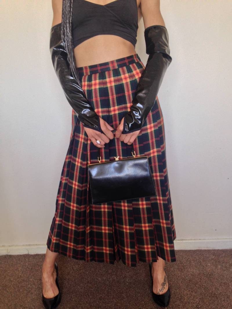 Vtg 90Er Jahre Retro Preppy Karierter Maxi Faltenrock Aus Wolle Xs von PunkorellaVintage