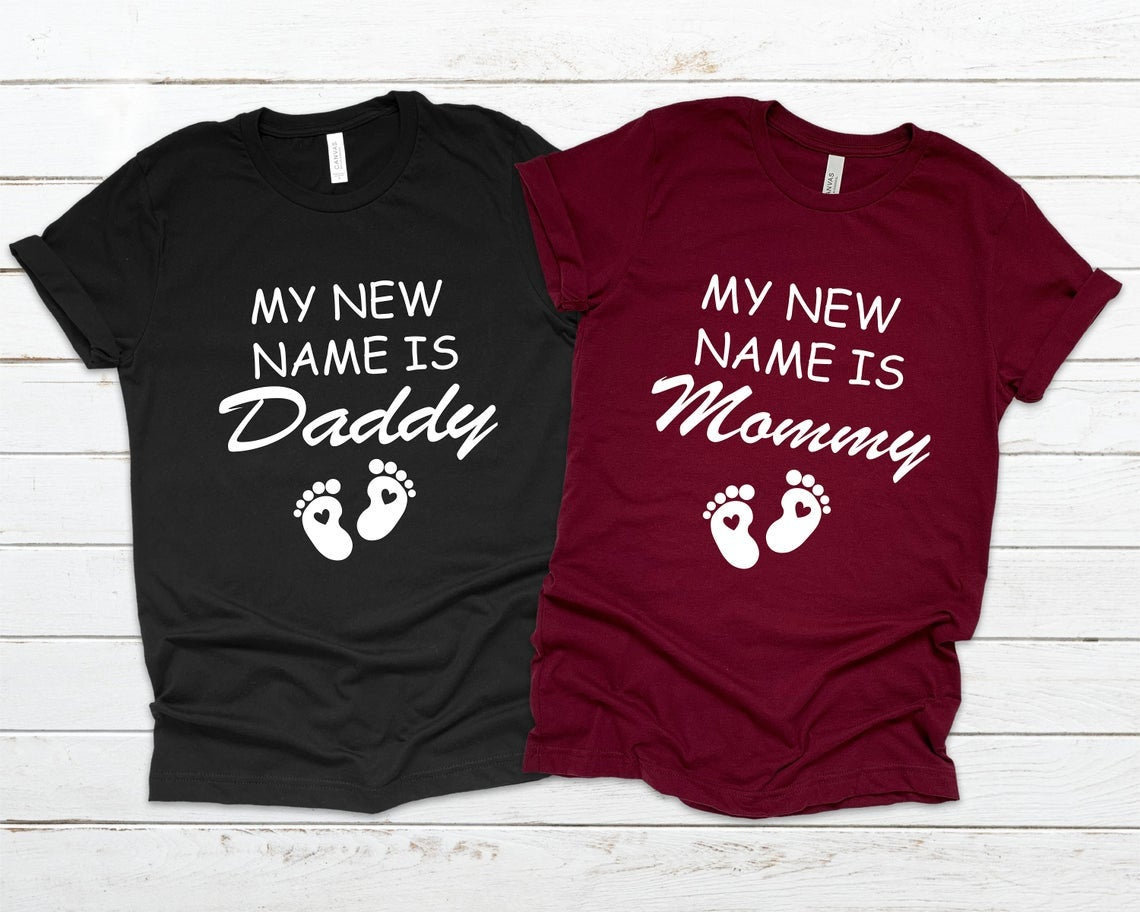 My New Name Is Mommy Daddy, Schwangerschaft Ankündigung Shirt, Lustiges Baby Shower Gender Reveal Paare, Neue Mama, Passende von Punkypeaches