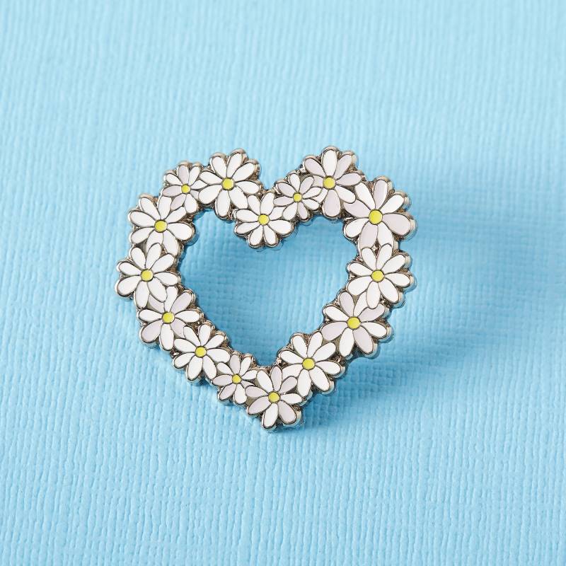 Gänseblümchen-Herz-Emaille-Pin Gänseblümchen-Herz-Emaille-Pin von Punkypins