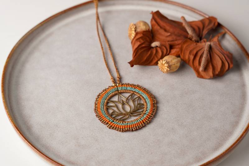 Macramékette Lotus von PuraEnergia