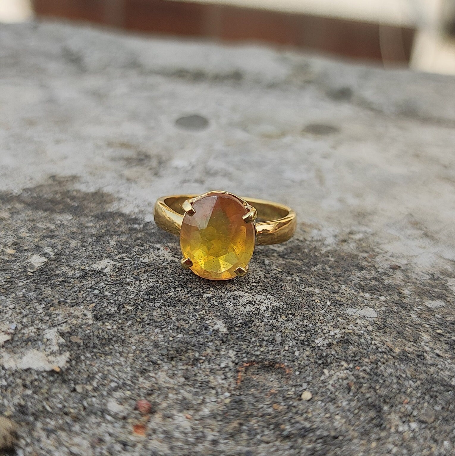 5.60Ct Bis 8.40Ct Zertifizierter Gelber Saphir/ Pukhraj Ring Handarbeit Ermöglichen Panchdhatu Metall Gold Finish Für Frauen von PureGemsWorld