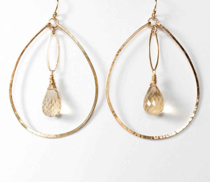 Genevieve Marquis Tropfen Ohrringe, Bierquarz Teardrop 14K Gold Filled Creolen, Edelstein Quarz Statement Ohrringe Genevieve Marquis Tropfen Ohrringe, Bierquarz Teardrop 14K Gold Filled Creolen, Edelstein Quarz Statement Ohrringe von PureIndigoDesign