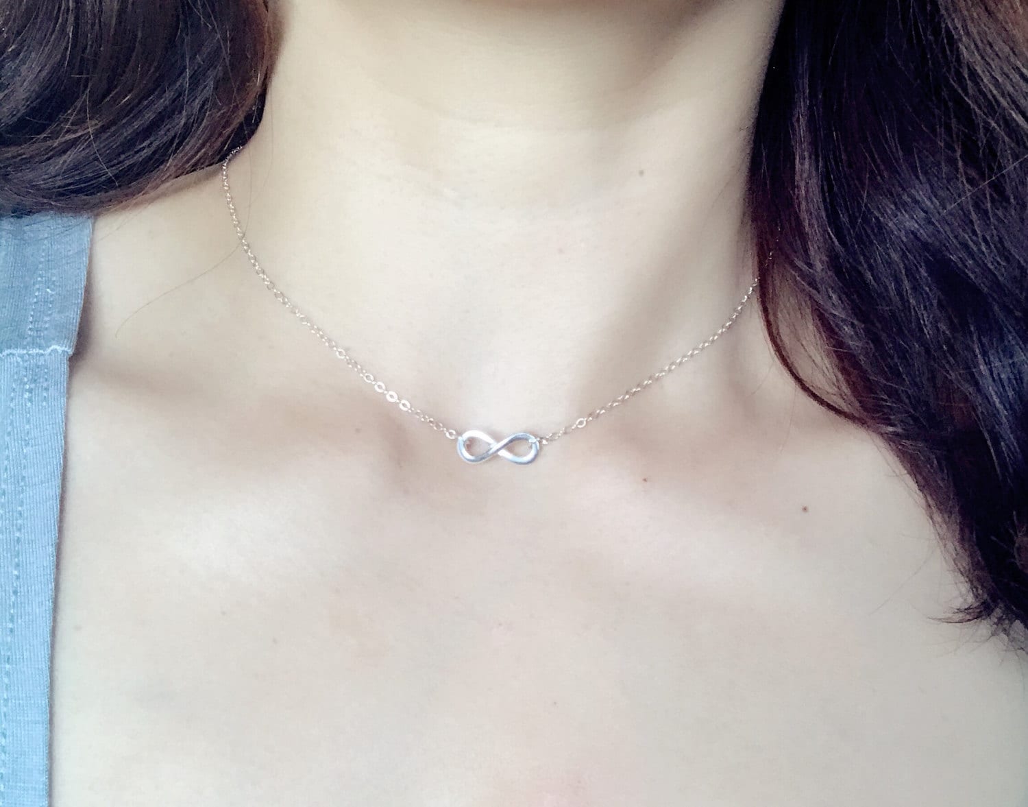 Brautjungferngeschenk, Unendlich Liebe Halskette, Sterling Silber Infinitiv Link Und Goldenes Herz Charm Halsband, Monogramm Charme Valentinstag Brautjungferngeschenk, Unendlich Liebe Halskette, Sterling Silber Infinitiv Link Und Goldenes Herz Charm Halsband, Monogramm Charme Valentinstag von PureOneJewelry