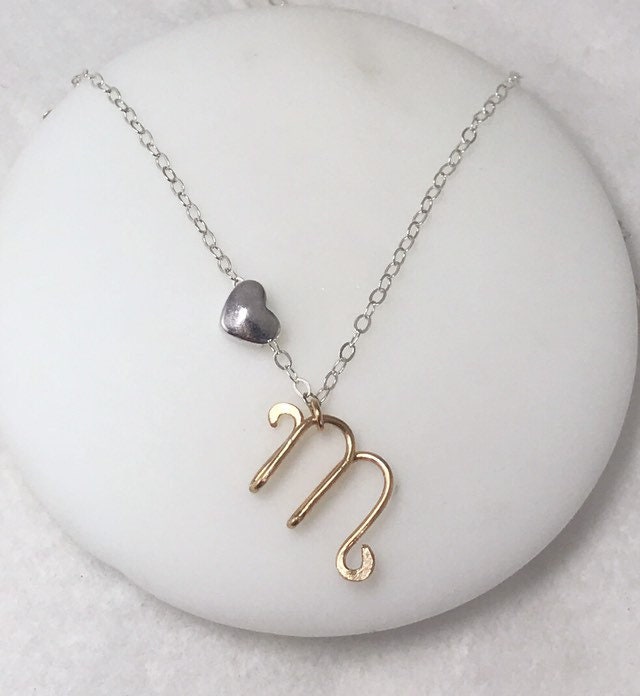 Kleinbuchstaben Hand Gewickelt, Initial Anhänger Halskette, Anfangs Halsband, Stern Herz Dreieck Schädel Blume Alphabet Schmuck, Zierliche Brief von PureOneJewelry