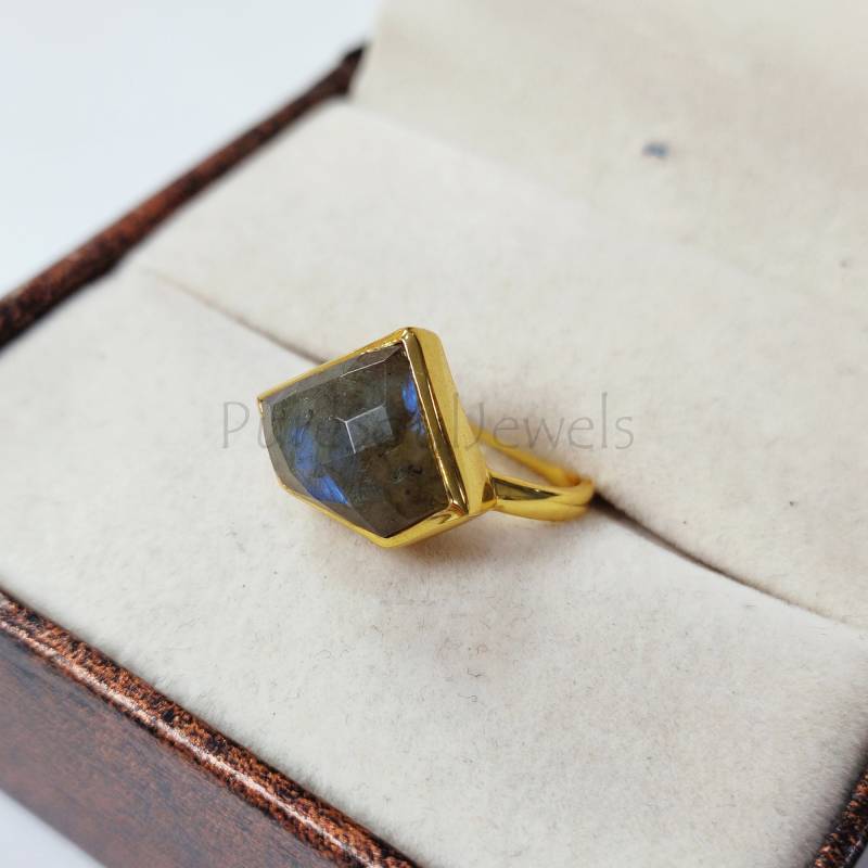 Natürlicher Labradorit Ring, 925 Sterling Silber Handgefertigter Boho Ring Minimalist Valentinstag Geschenke von PureSoulJewels