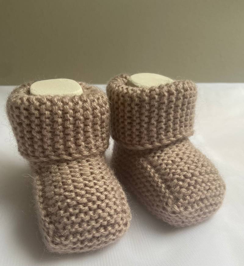 Babybooties Krabbelschuhe Babysöckchen Stricksöckchen Baby Babyschuhe Neugeborene Söckchen Merino Baby von Puremoi