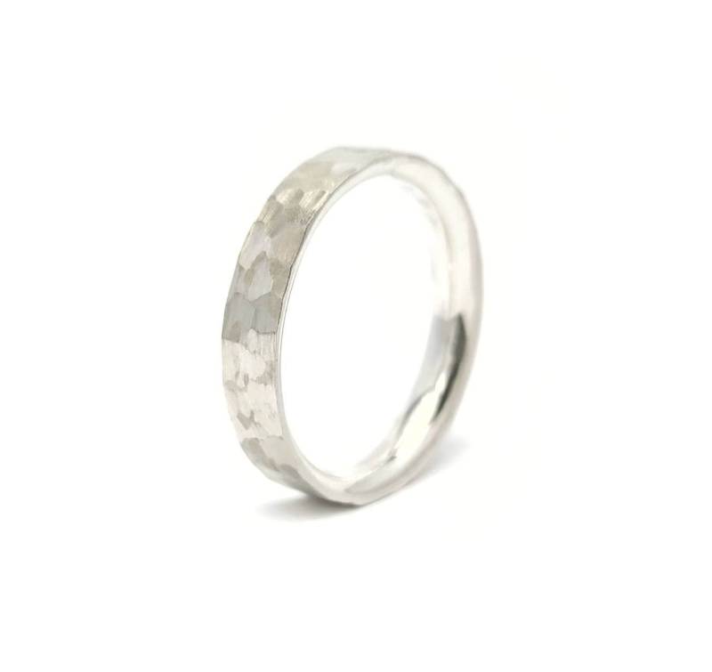Sterling Silber 925 Flacher Ehering 4 Mm Gehämmerter Ring | Silberring 4Mm Bandring Aus Sterlingsilber von Puresilverdreams
