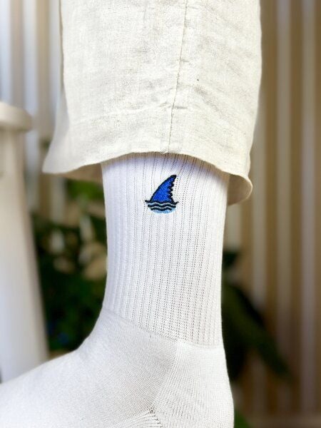 Purewater Hai-Flosse | Bio Baumwoll Socken | Bestickt von Purewater