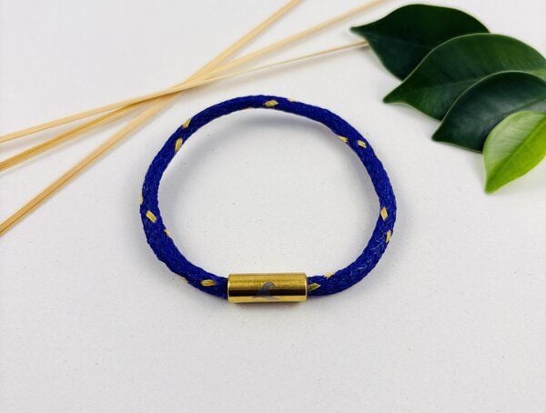 Purewater Upcycling-Geisternetzarmband mit gravierter Welle (Unisex) von Purewater