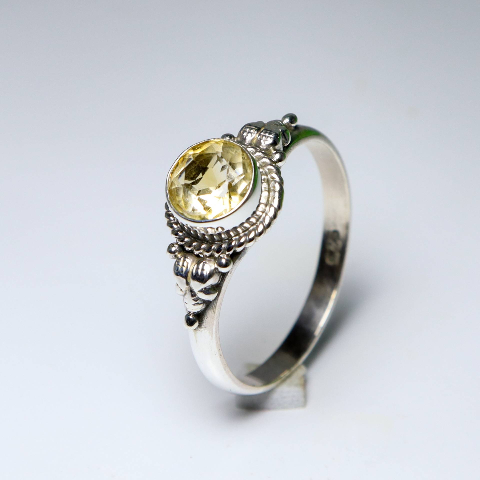 Citrin Ring, Stein Ring Für Frauen Und Mädchen von PurnimaSilverArtisan