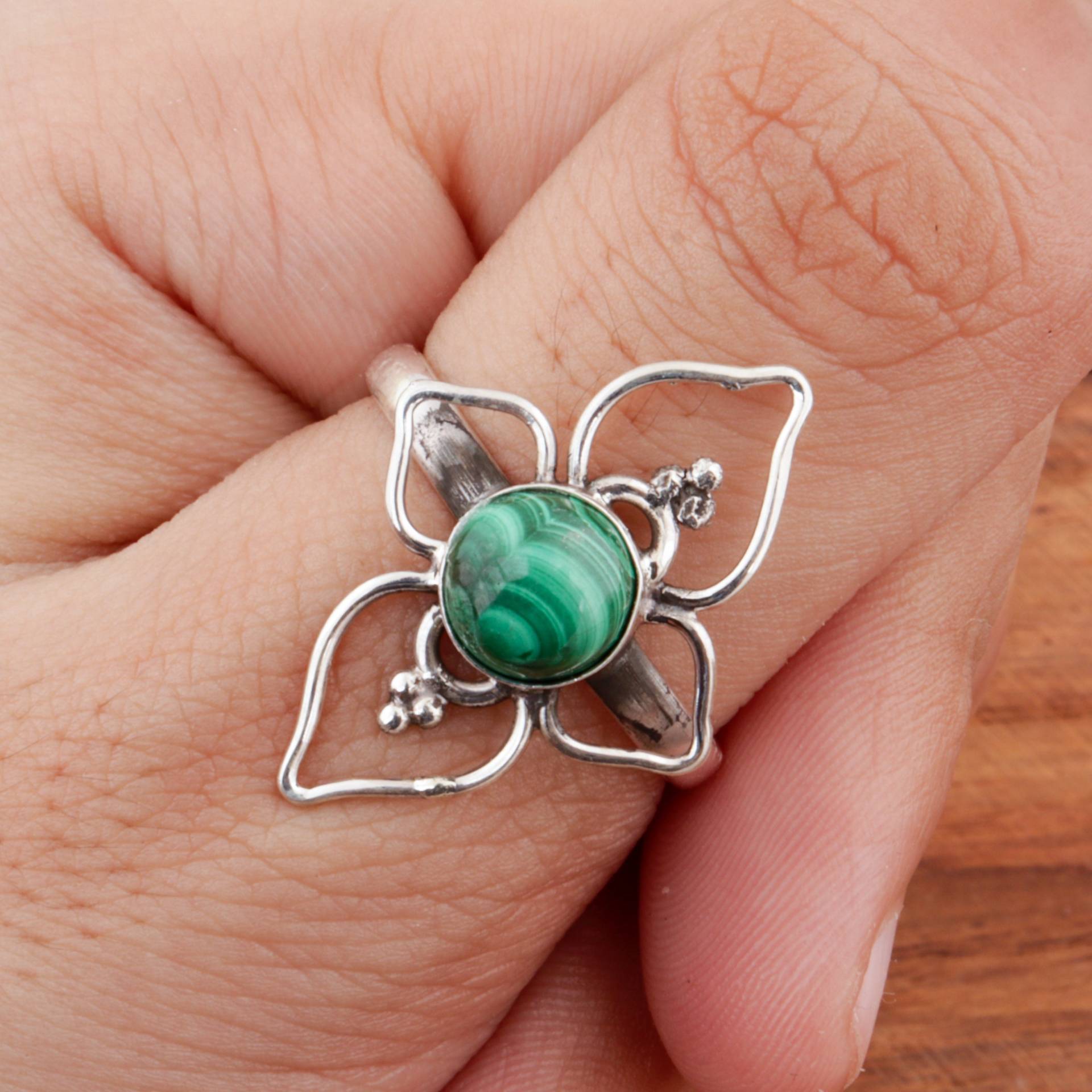 Malachit Ring Edelstein Zierliche Frauen Silber 925 Sterling Grüner Für Wired Band von PurnimaSilverArtisan