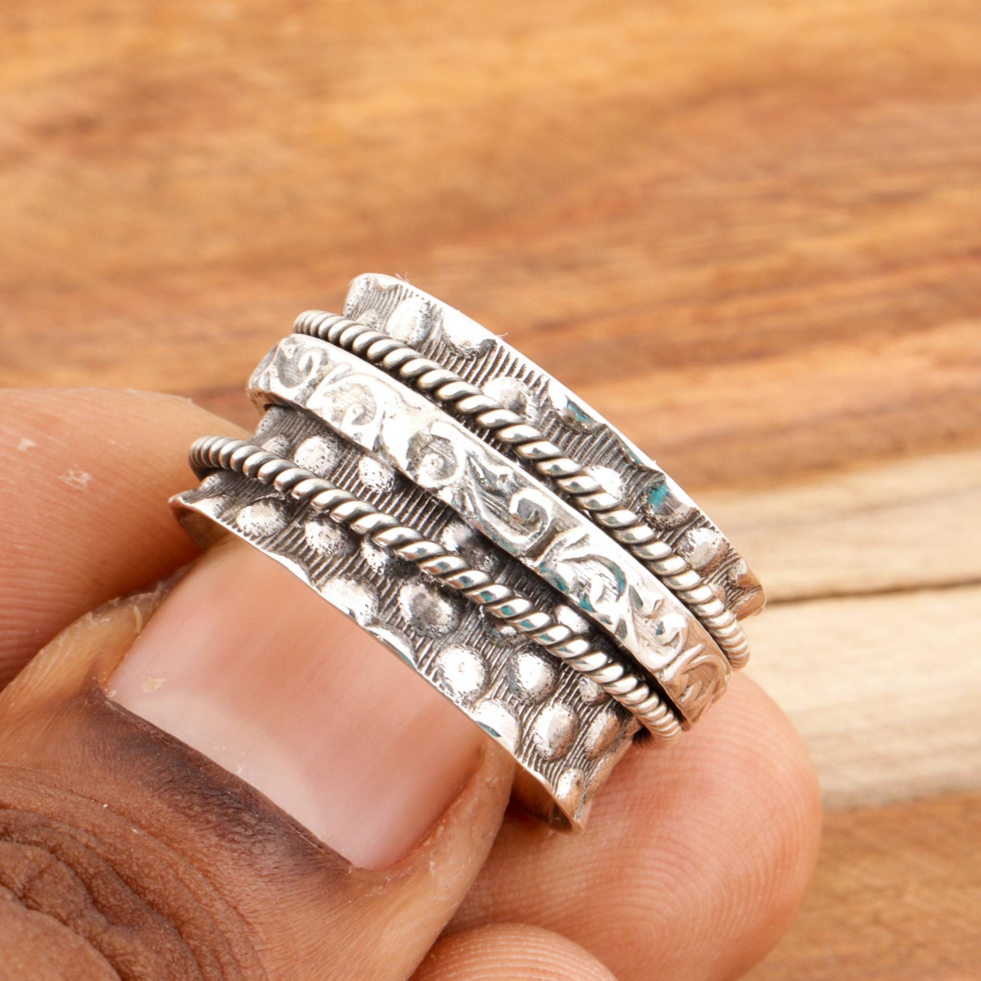 Spinner Ring Meditation Infinity Angst Zappeln Strukturierter Frauen Yoga von PurnimaSilverArtisan