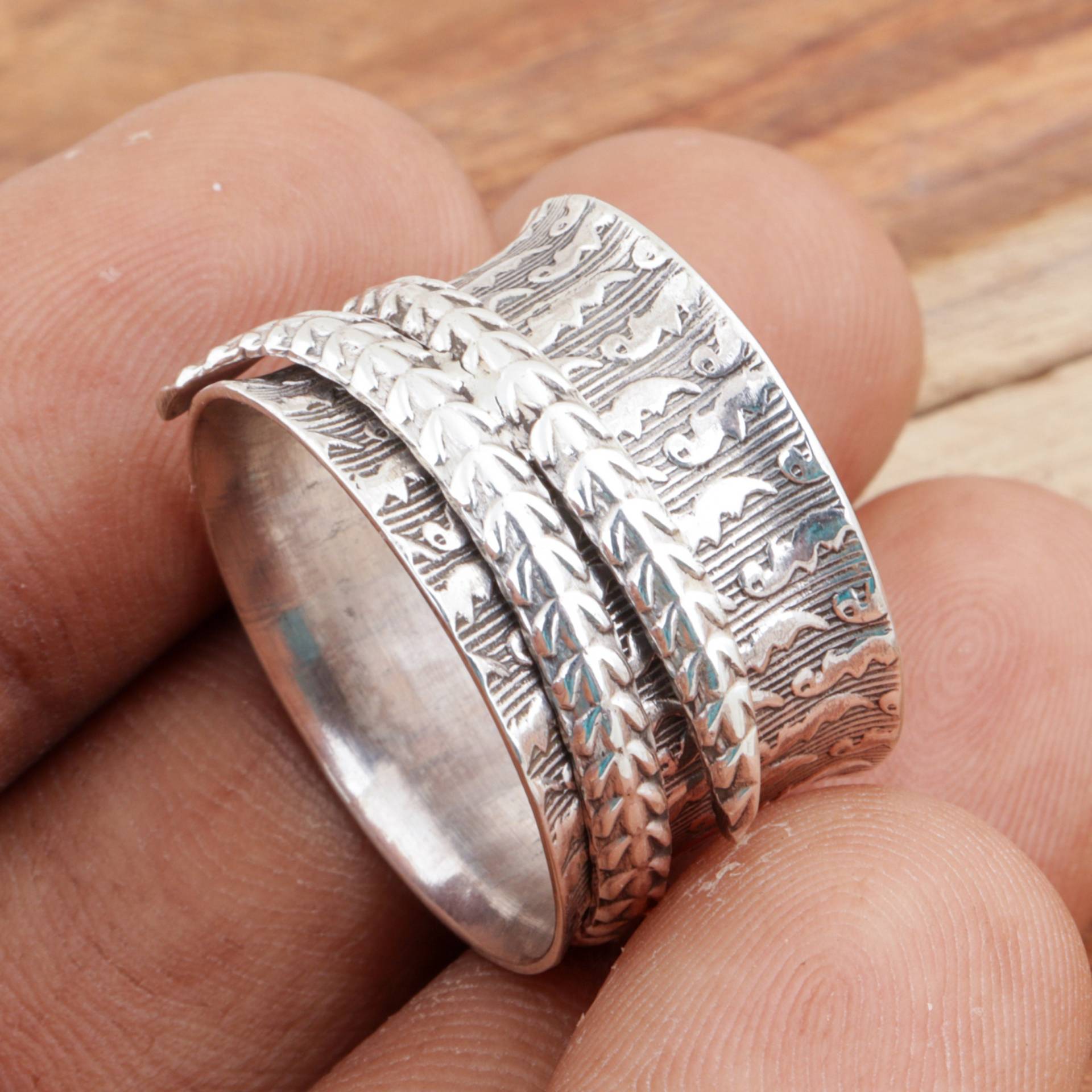 Spinnerring | Infinity Ring Silberner Fiddle Statement Geschenkring Für Frauen Boho Silber von PurnimaSilverArtisan