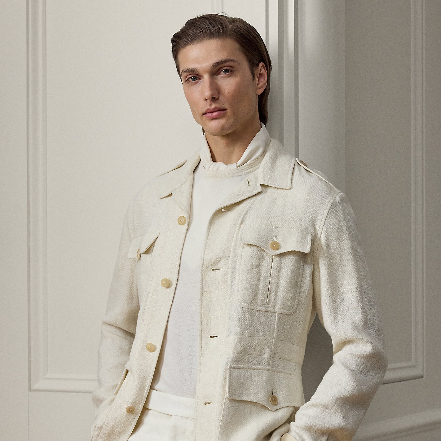 Handgeschneiderte Jacke mit Leinen Handgeschneiderte Jacke mit Leinen von Purple Label