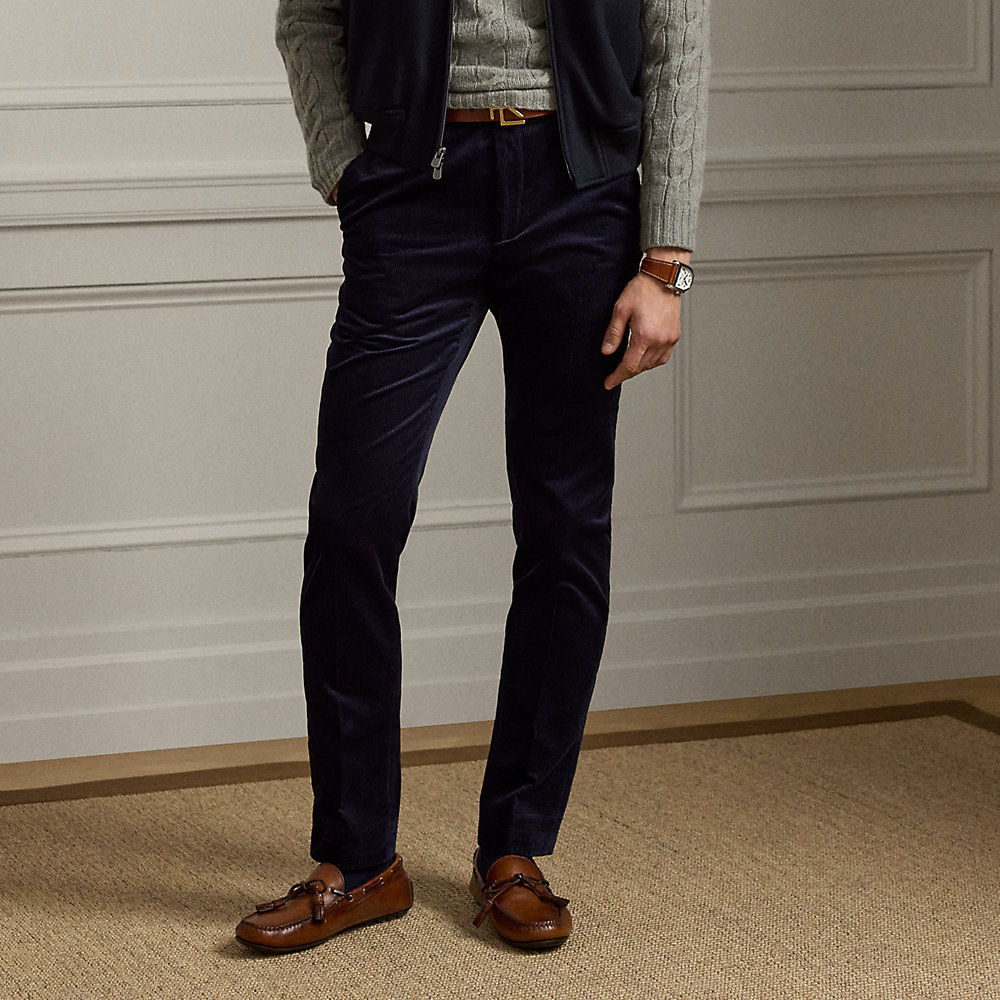 Handgeschneiderte Slim-Fit Kordsamthose Handgeschneiderte Slim-Fit Kordsamthose von Purple Label