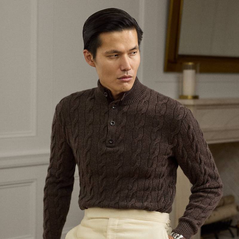 Kaschmirpullover mit Zopfmuster von Purple Label