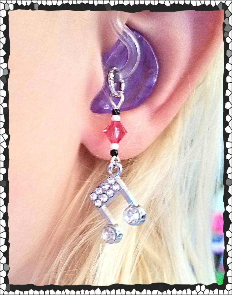 Hörgeräteanhänger Versilberte Jeweled Musiknoten Mit Swarovski Kristall - Und Glasakzentperlen von PurpleCatAidCharms