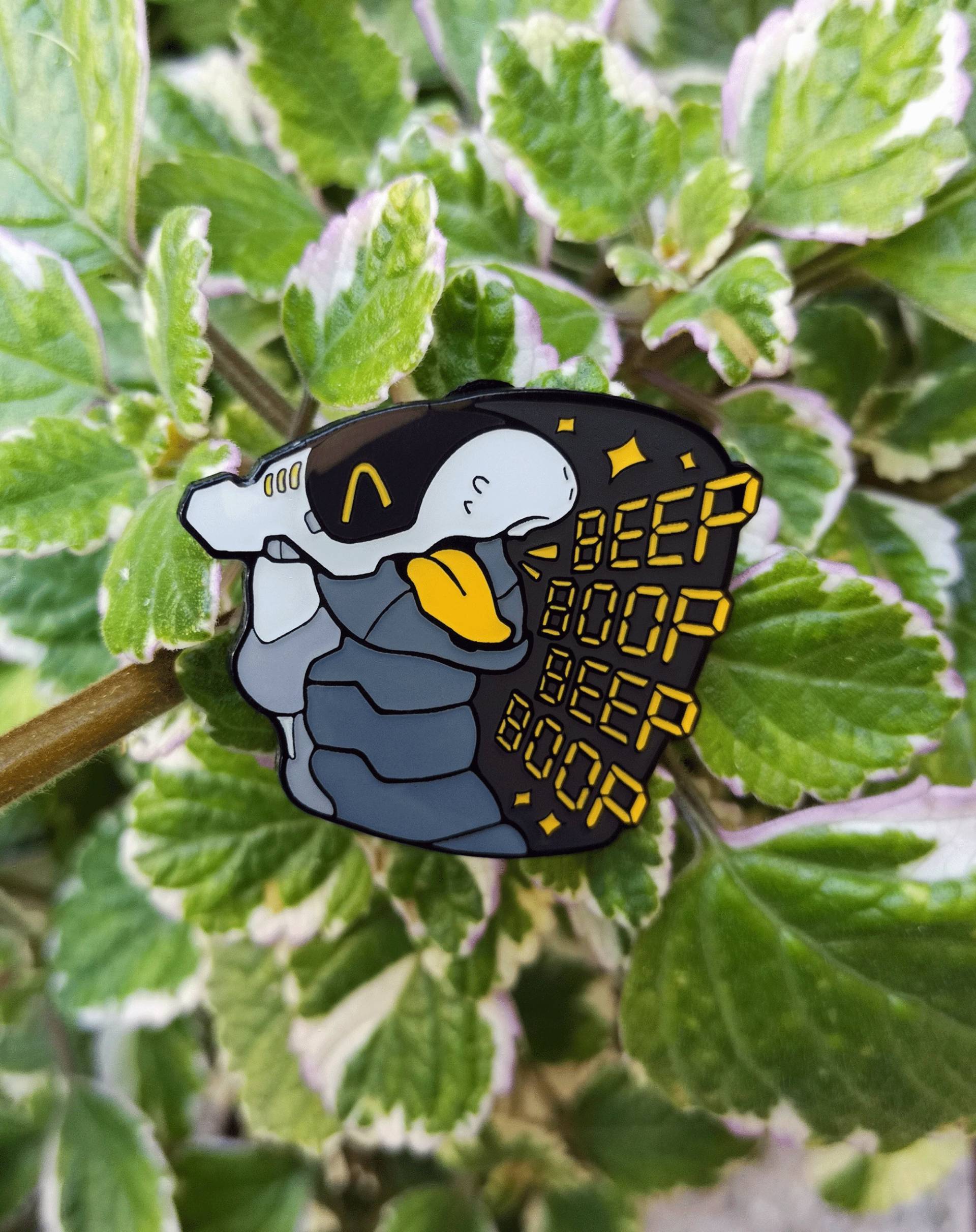 Beep Boop Synth Enamel Pin | Revolution Beep Boop Synth Enamel Pin | Revolution von PurpleCoffeeCafe