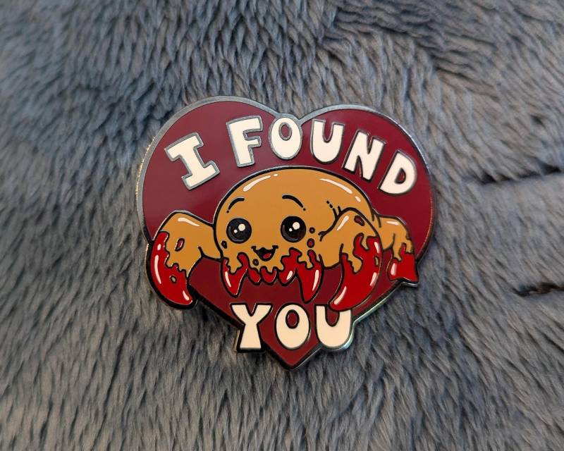 I Found You | Hard Enamel Monster Pin Headcrab Badge Lapel Brooch Gift + Sticker Addon von PurpleCoffeeCafe