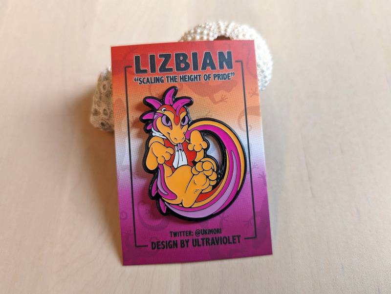 Lizbian | Soft Enamel Epoxy Pride Pin Lesbian Gay Queer Lgbtqi Lapel Brooch Gift + Sticker Addon von PurpleCoffeeCafe