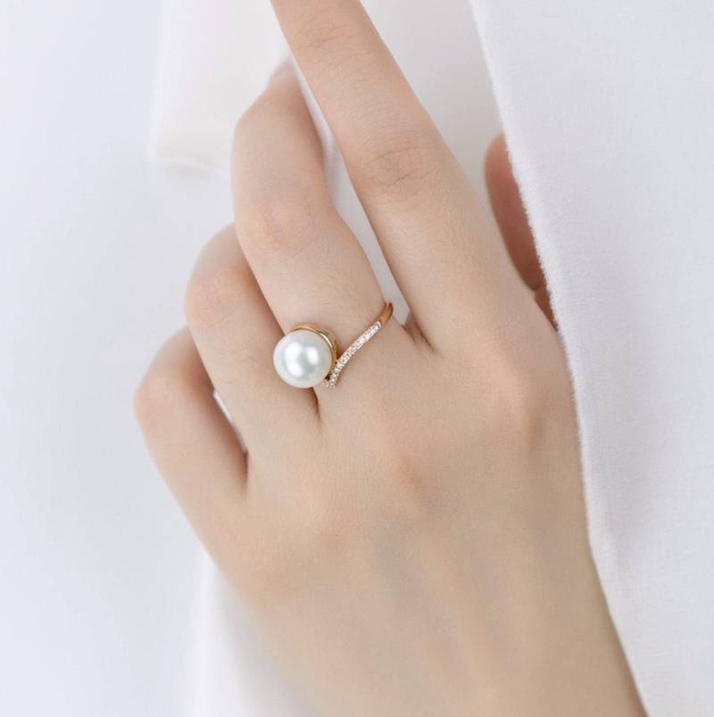 Akoya Perlenring - Hochzeit Perlenring, Stapelring Ehering 18K Gold, Diamant Perle Ring, Designer Ehering, Luxusring von PurpleMayJewellery
