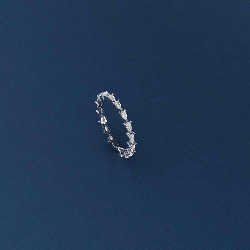 Redamanz | 18K 14K Solid Gold Pear Ewigkeit Moissanite Ehering, Brautversprechen Passende Band-Lucis019 von PurpleMayJewellery