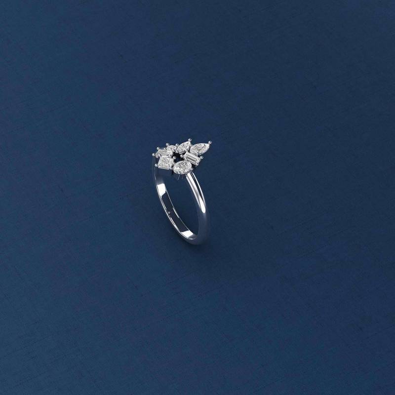 Tango | 18K 14K Solid Gold Cluster Birnenform Moissanite Verlobungsring, Ehering, Brautversprechen Passendes Band-Lucis011 von PurpleMayJewellery