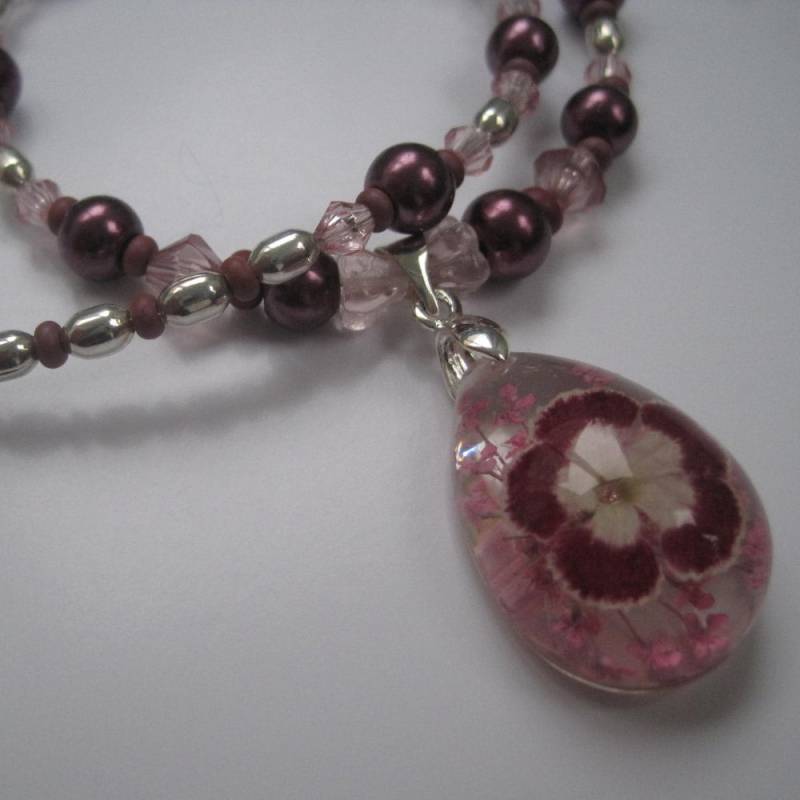 Zarte Blume Anhänger Halskette von PurplePopsicle