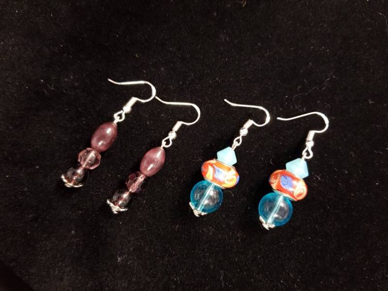 Pflaume Und Türkis Ohrringe Geschenkset Glas & Acryl Mix. Kostenloser Versand in Uk Pflaume Und Türkis Ohrringe Geschenkset Glas & Acryl Mix. Kostenloser Versand in Uk von PurpleVampireStore