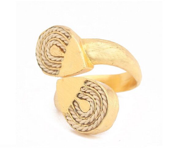 Purplee Store Elyra Ring von Purplee Store