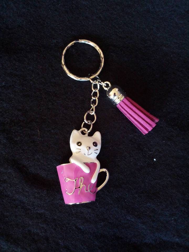 Katze Schlüsselanhänger Mit Rosa Quaste von Purpleponypets