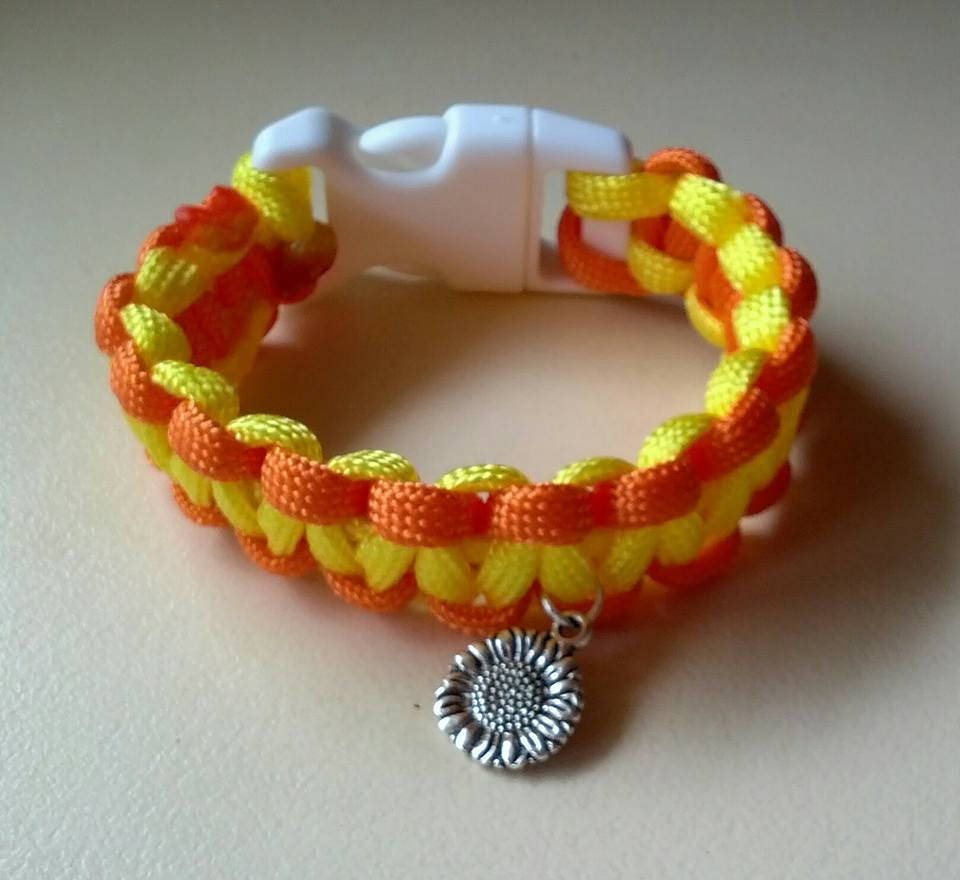Orange Und Gelbes Paracord Sonnenblumen Armband von Purpleponypets