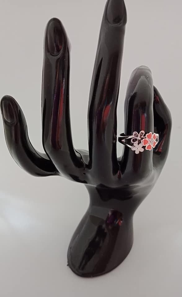 Silber Und Emaille Blumenring Größe 7 von Purpleponypets