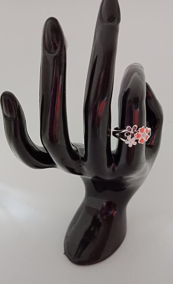 Silber Und Emaille Blumenring Größe 7 von Purpleponypets