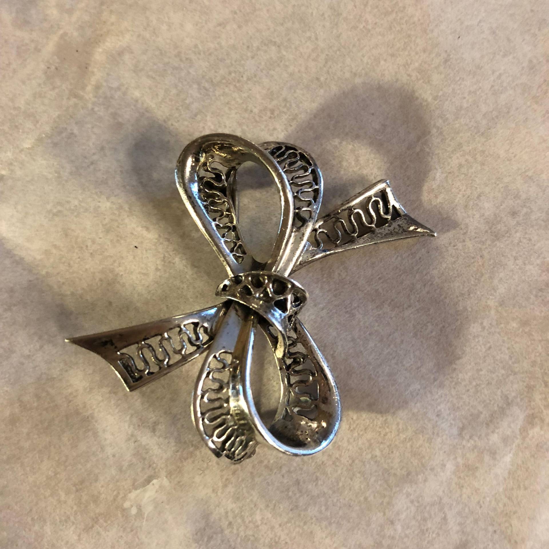 Vintage Sterling Silber Danecraft Filigrane Schleife Brosche Scatter Pin Schal Clip 1960Er Jahre Perfektes Geschenk von Purrkeepsie