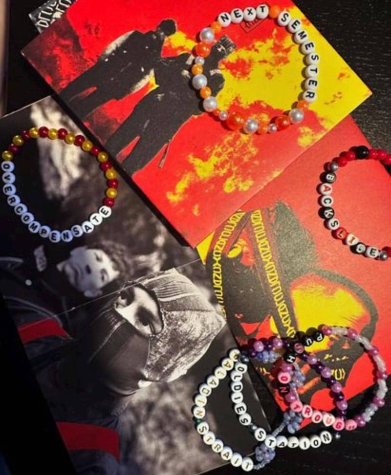 Twenty One Pilots Bracelets von PushOnBracelets