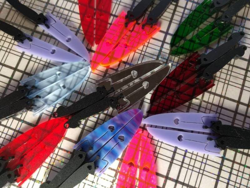 Messer Ohrringe Laser Cut Acryl Mit Bogen Hypoallergen von Puvithel