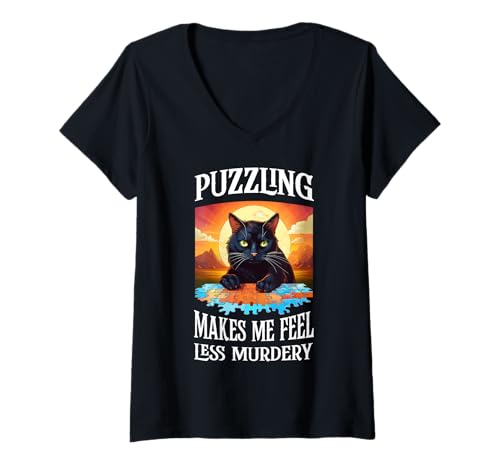 Damen Durch das Rätseln fühle ich mich weniger mörderisch T-Shirt mit V-Ausschnitt Damen Durch das Rätseln fühle ich mich weniger mörderisch T-Shirt mit V-Ausschnitt von Puzzling Makes Me Feel Less Murdery Puzzle Cat