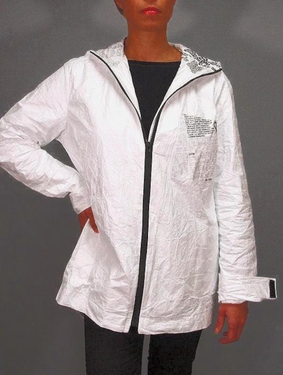Unisex Tyvek Jacke - Leichte, Wasserdichte Und Winddichte Kapuzenjacke Für Erwachsene | Frühlings-Sportstil Umweltfreundliches Material Unisex Tyvek Jacke - Leichte, Wasserdichte Und Winddichte Kapuzenjacke Für Erwachsene | Frühlings-Sportstil Umweltfreundliches Material von QCZLINE
