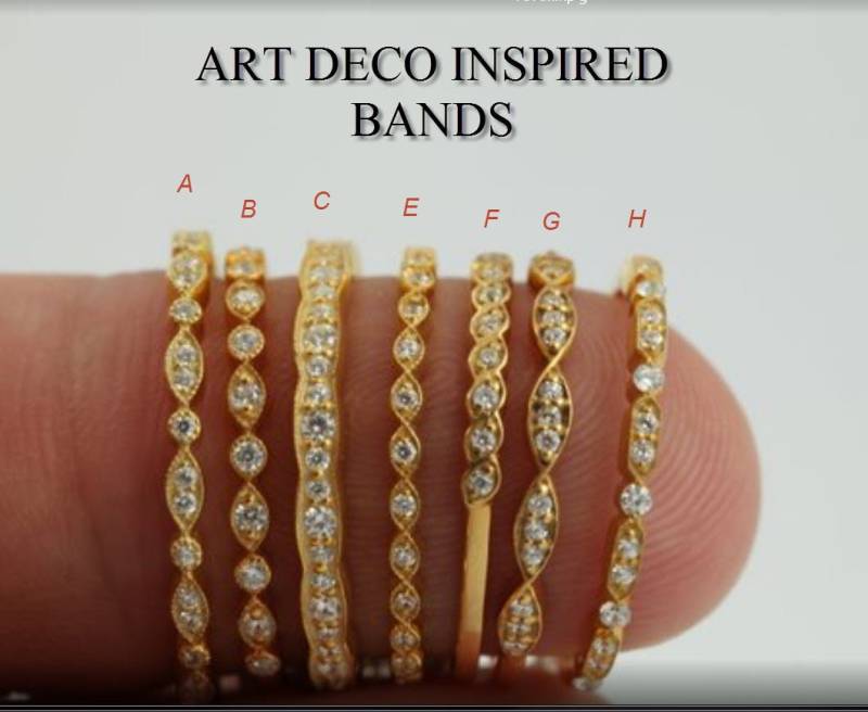 10K Vintage Inspirierte Art-Deco-Bänder Alle Formen Weißer Saphir - Im Verkauf Volle Eternity Bands von QCustomJewelry